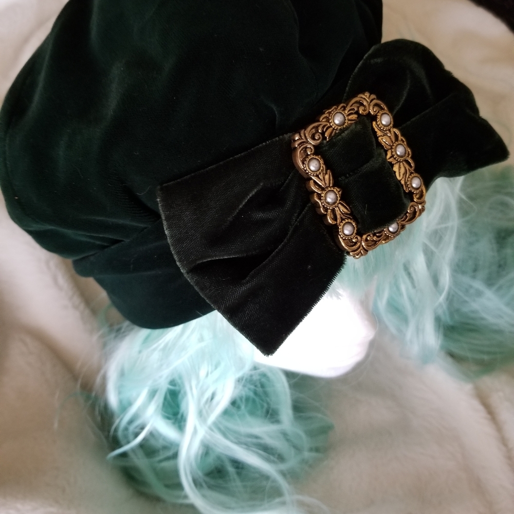 Vintage hat - Picture 1 of 4